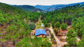 Casa Esmeralda en ZAFIRO LAGUNAZO Parque Natural Rio Mundo Riopar